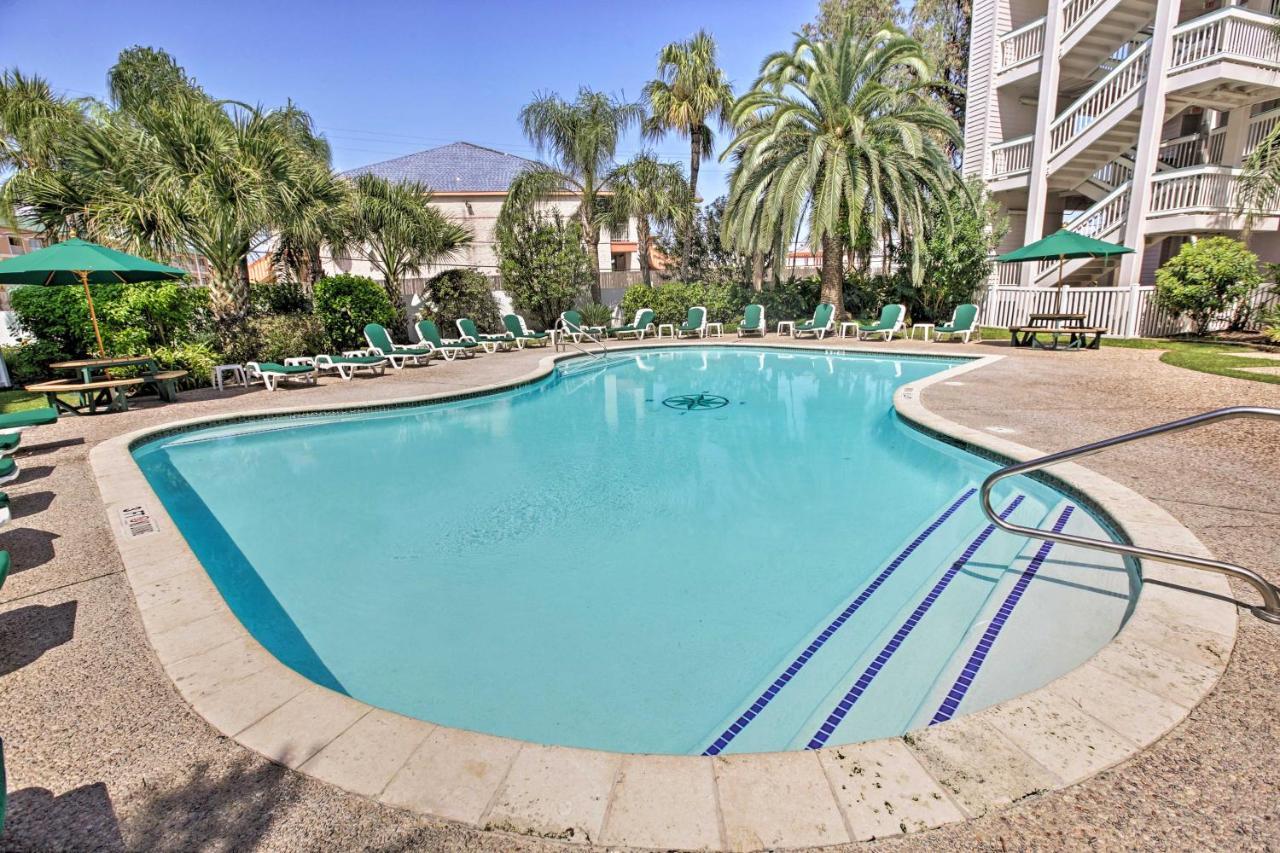 Galveston Condo With Oceanfront Views And 2 Pools Exterior photo